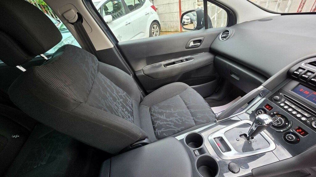 Peugeot 3008 1.6 Hdi 115 Active II Black #20
