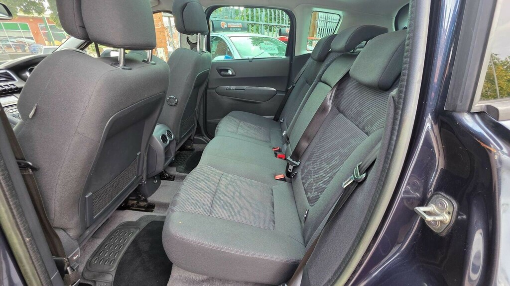 Peugeot 3008 1.6 Hdi 115 Active II Black #23