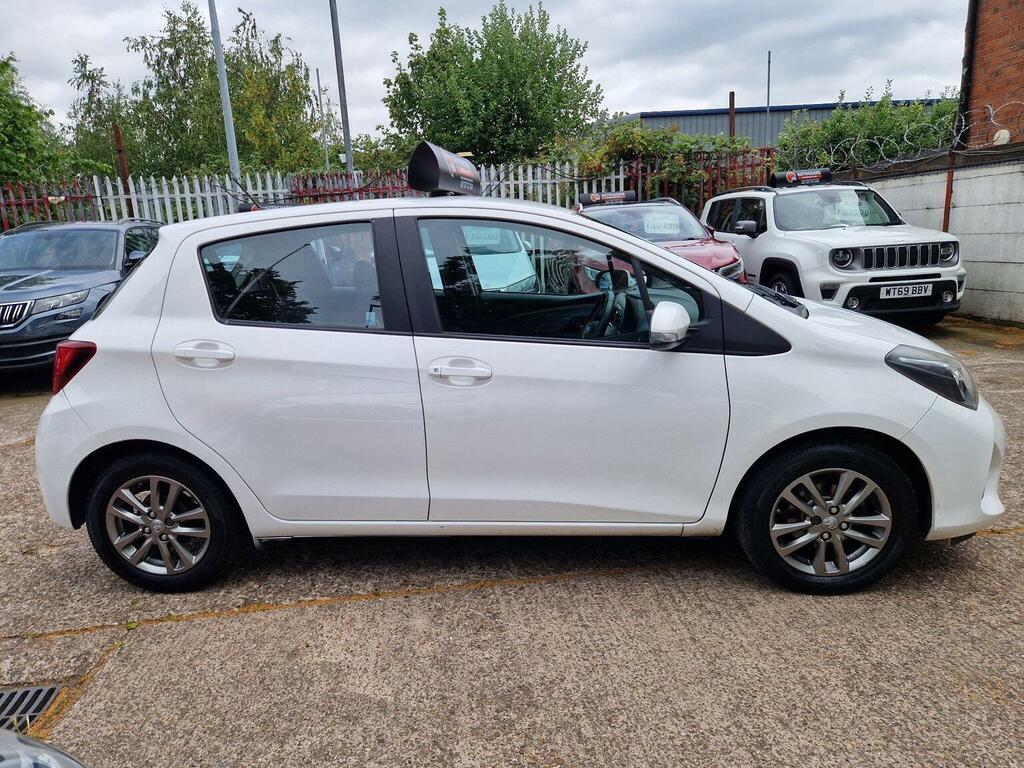 Toyota Yaris 1.33 Dual Vvt-i Icon Multidrive S Euro 5 Euro White #6