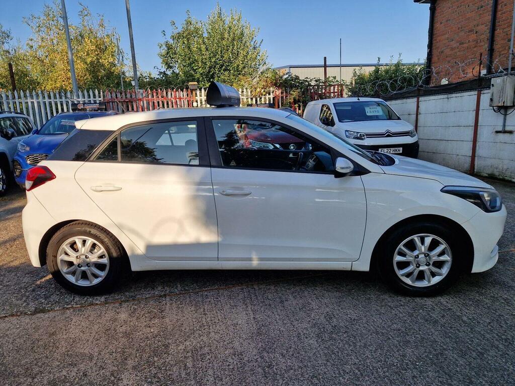 Hyundai I20 1.2 Se Euro 6 White #6