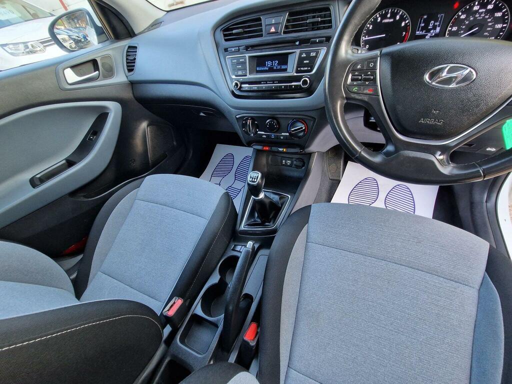 Hyundai I20 Hatchback Blue #16