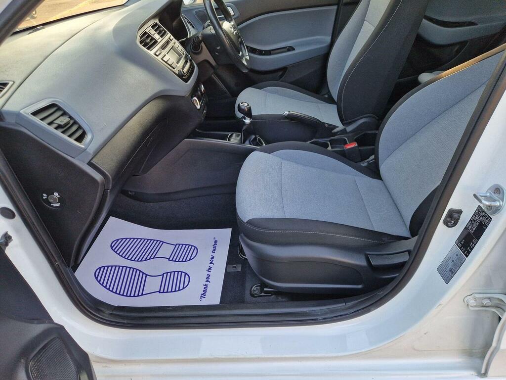 Hyundai I20 Hatchback Blue #21