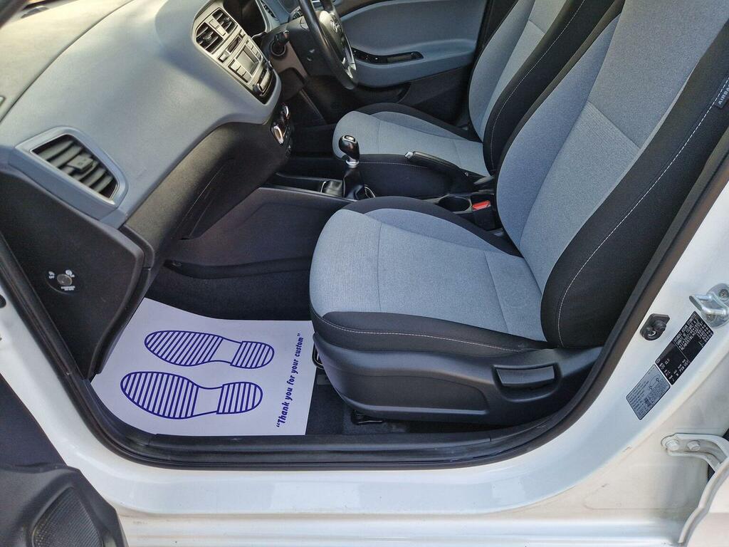 Hyundai I20 Hatchback Blue #22