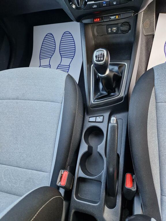 Hyundai I20 Hatchback Blue #27