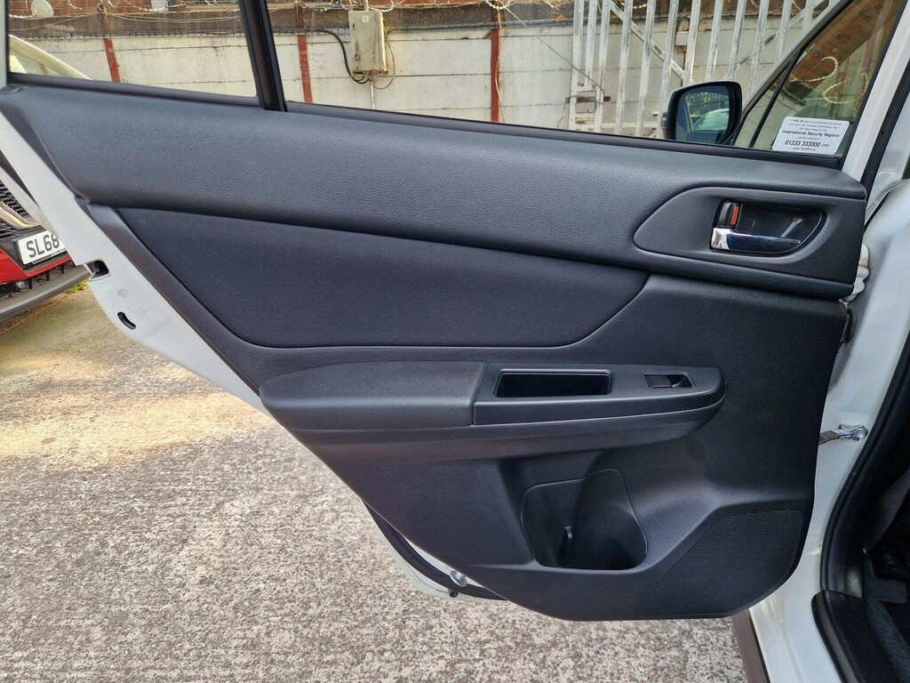 Subaru XV Suv Silver #33