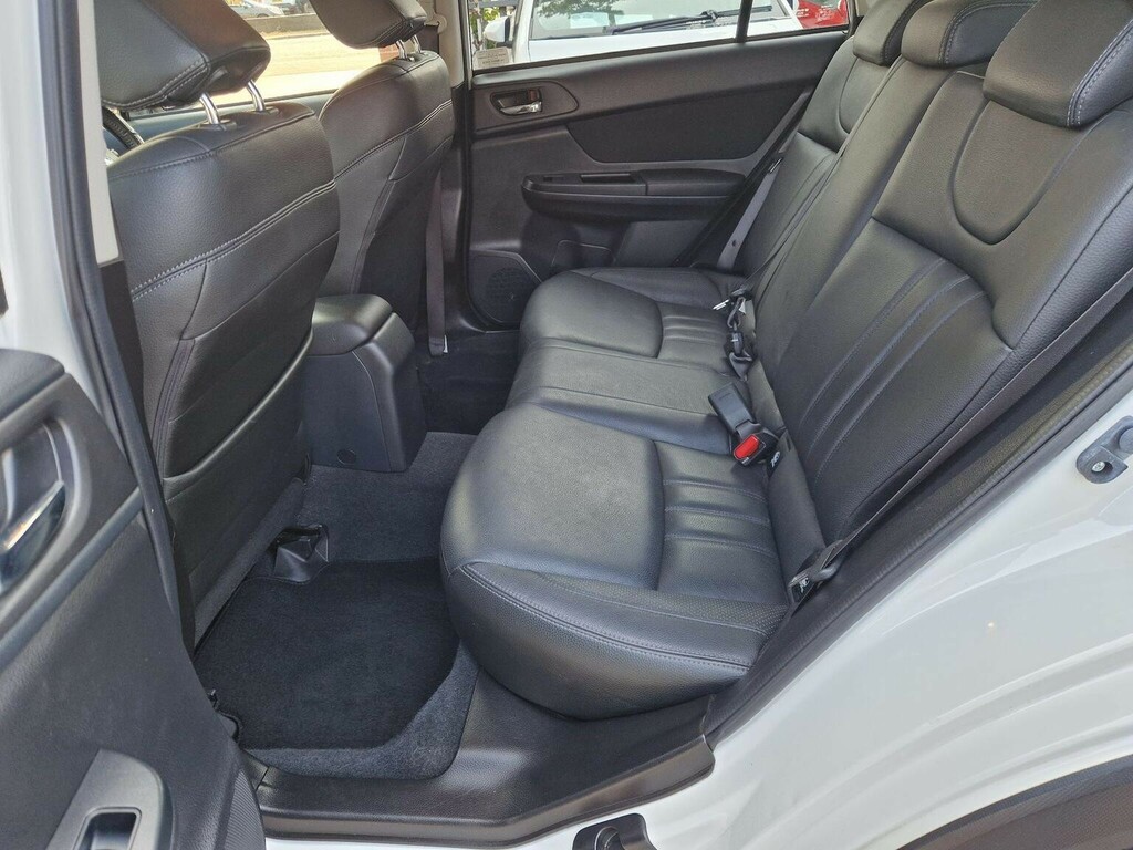 Subaru XV Suv Silver #27