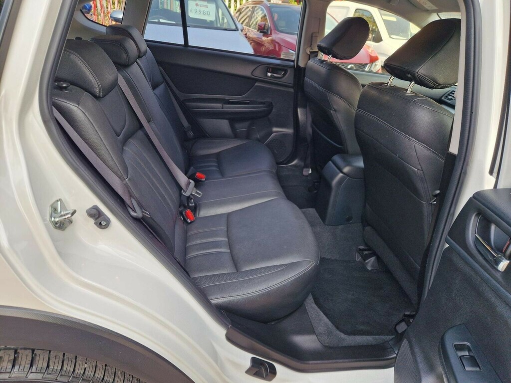Subaru XV Suv Silver #29