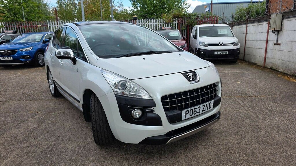 Peugeot 3008 1.6 Hdi Roland Garros Euro 5 White #2