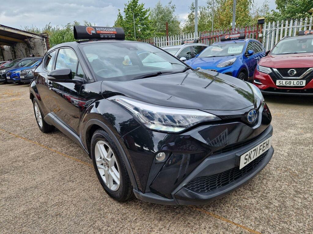 Toyota C-Hr Excel White #7