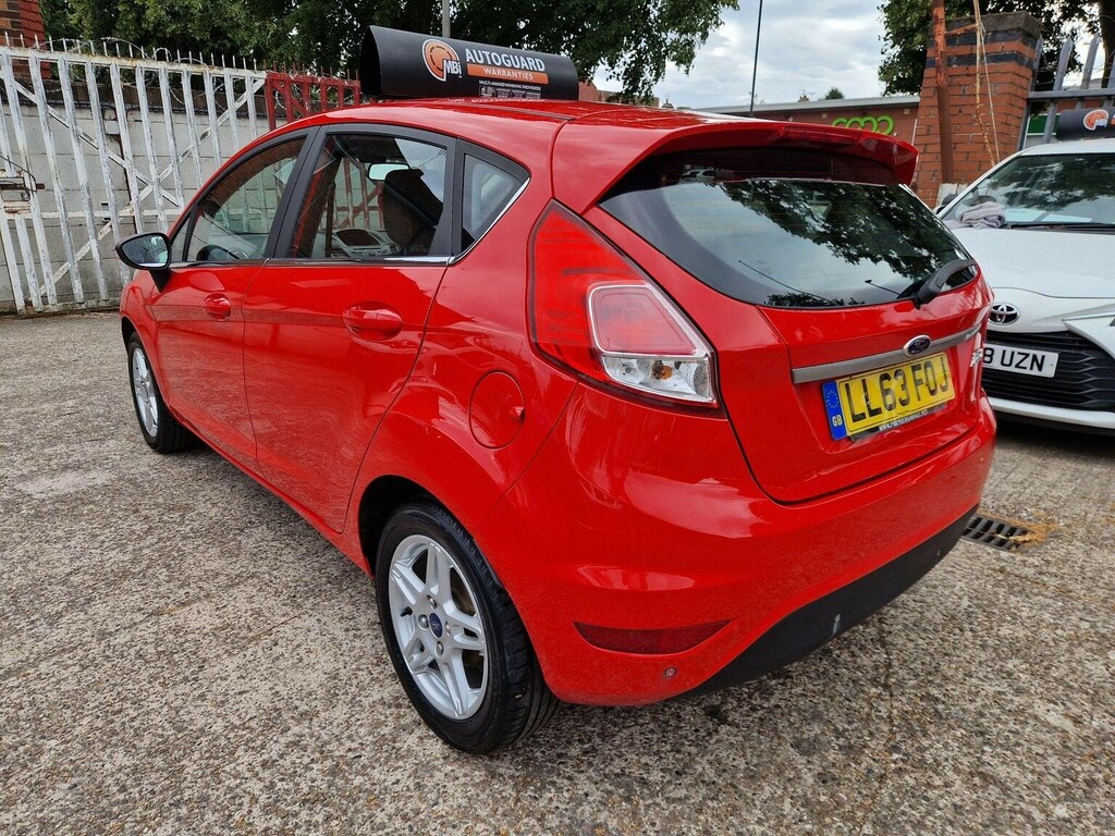 Ford Fiesta 1.25 Zetec Euro 5 Red #3