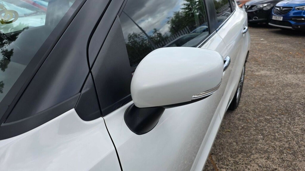Suzuki Baleno 1.0 Boosterjet Sz5 White #14