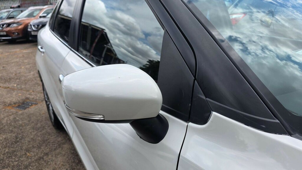 Suzuki Baleno 1.0 Boosterjet Sz5 White #13