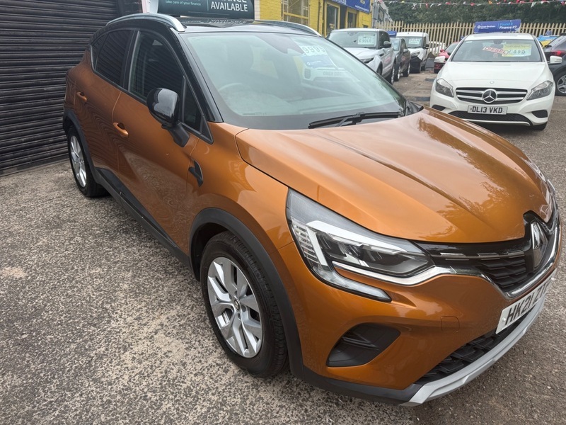 Renault Captur Iconic Tce Black #2