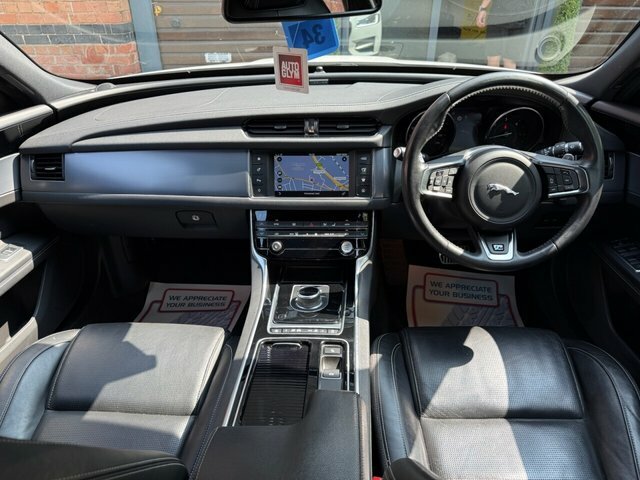 Jaguar XF 2.0D R-sport Saloon Euro 6 S S White #3