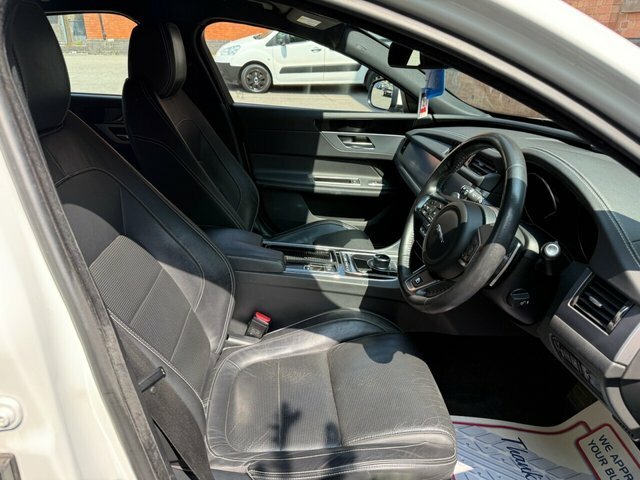 Jaguar XF 2.0D R-sport Saloon Euro 6 S S White #6