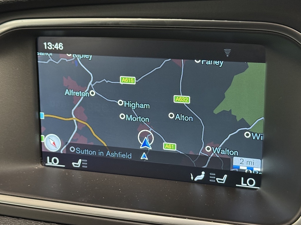 Volvo V40 Cross Country 1.5 T3 Pro Hatchback Euro 6 Ss Black #5