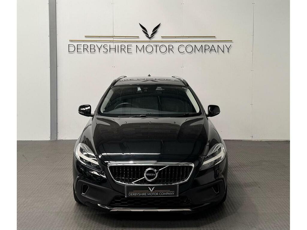Volvo V40 Cross Country 1.5 T3 Pro Hatchback Euro 6 Ss Black #2