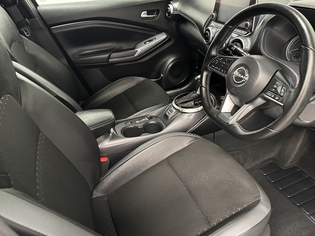 Nissan Juke 1.6 N-connecta Suv Hybrid Euro 6 Silver #6