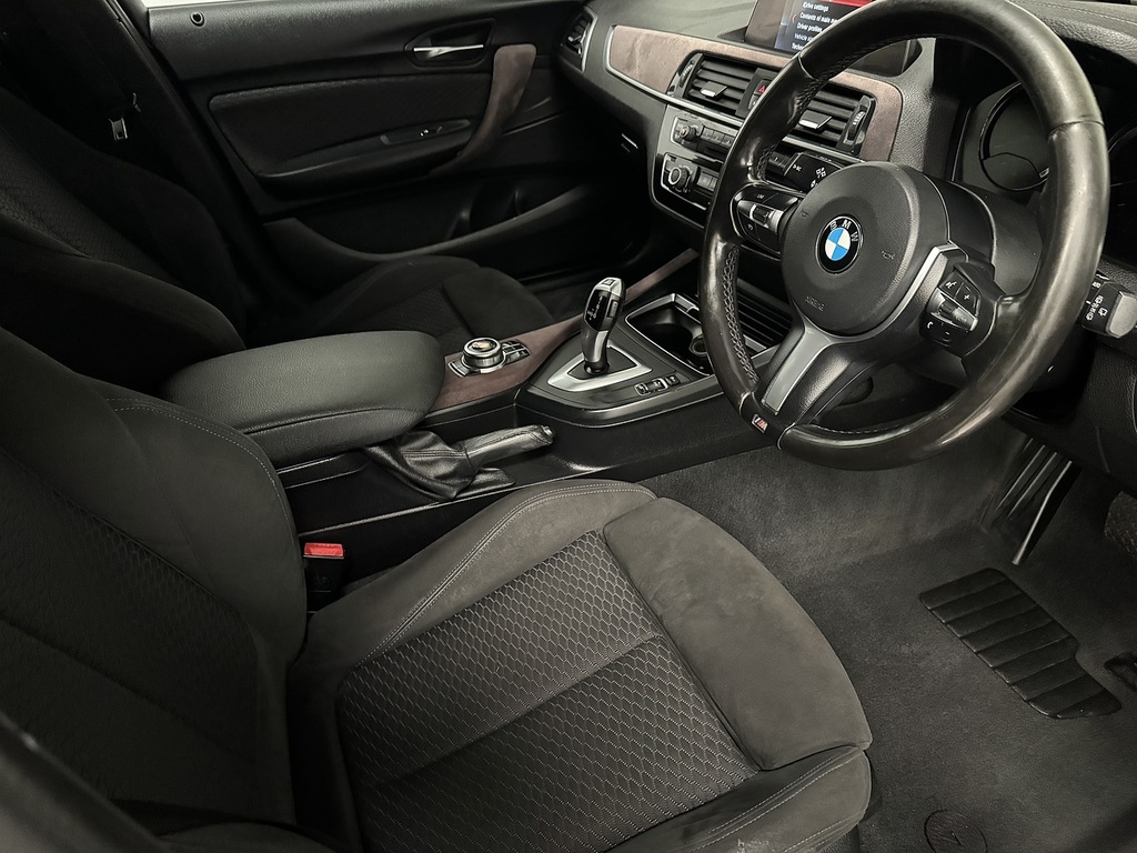 BMW 1 Series 1.5 118I M Sport Shadow Edition Hatchback Petr Black #3