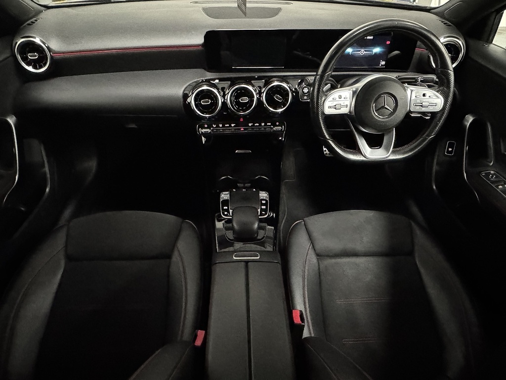 Mercedes-Benz A Class 1.3 A200 Amg Line Saloon 7G-dct Euro 6 Black #5