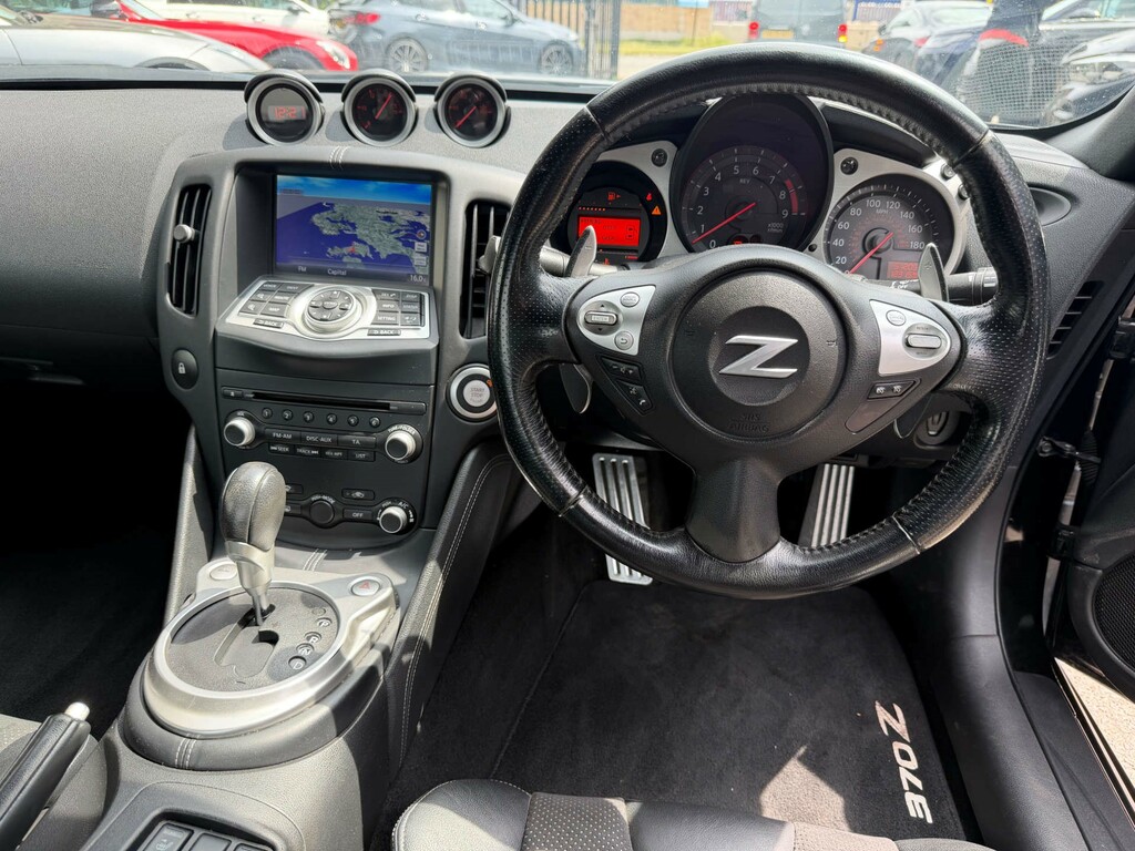 Nissan 370Z Gt V6 #4