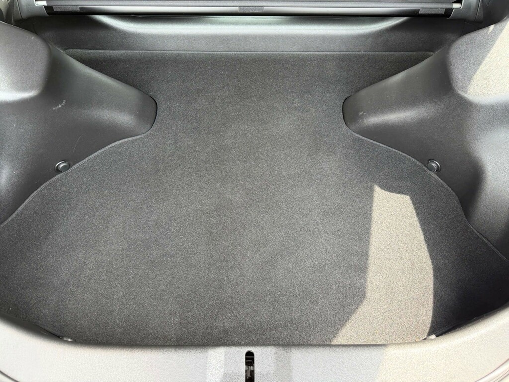 Nissan 370Z Gt V6 White #9