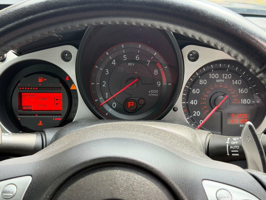 Nissan 370Z Gt V6 #5