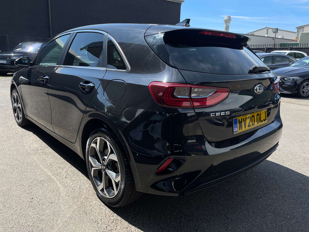 Kia Ceed 3 Isg WV20OLJ #6