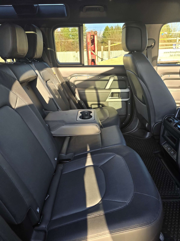 Land Rover Defender X-dynamic Hse Phev 4Wd Black #2