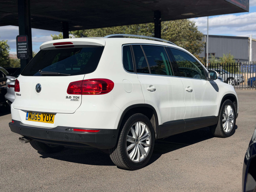 Volkswagen Tiguan Match Edition Tdi Bluemotion Technology White #2