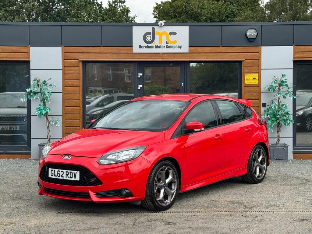 Ford Focus 2.0T Ecoboost St-2 Euro 5 Ss Red