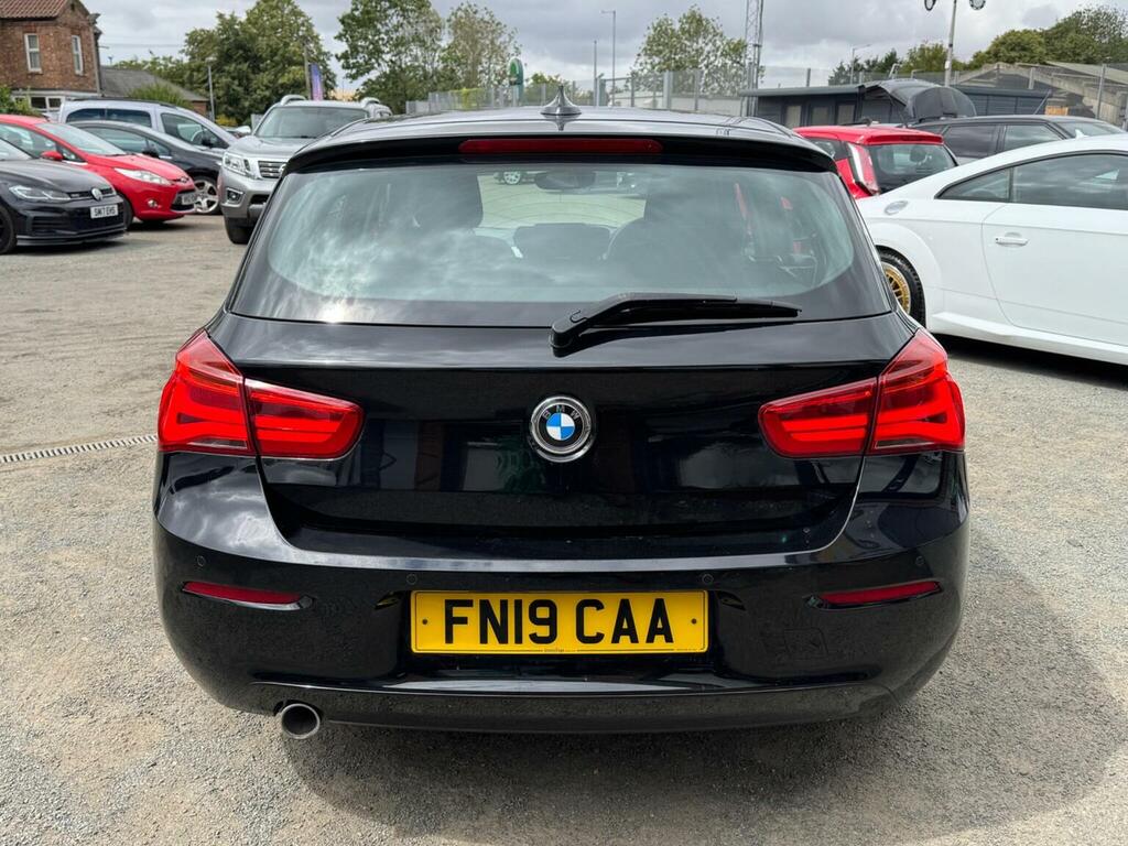 BMW 1 Series 1.5 116D Se Business Euro 6 Ss Black #4