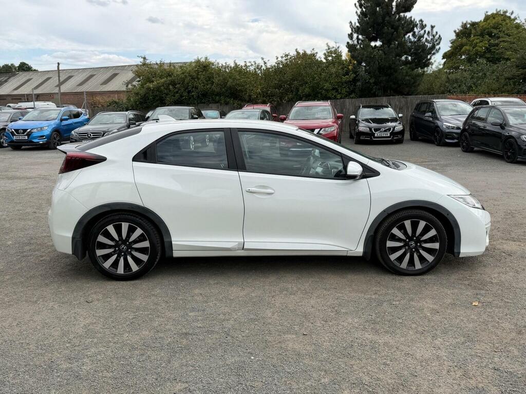 Honda Civic 1.8 I-vtec Se Plus Navi Euro 6 Ss White #6