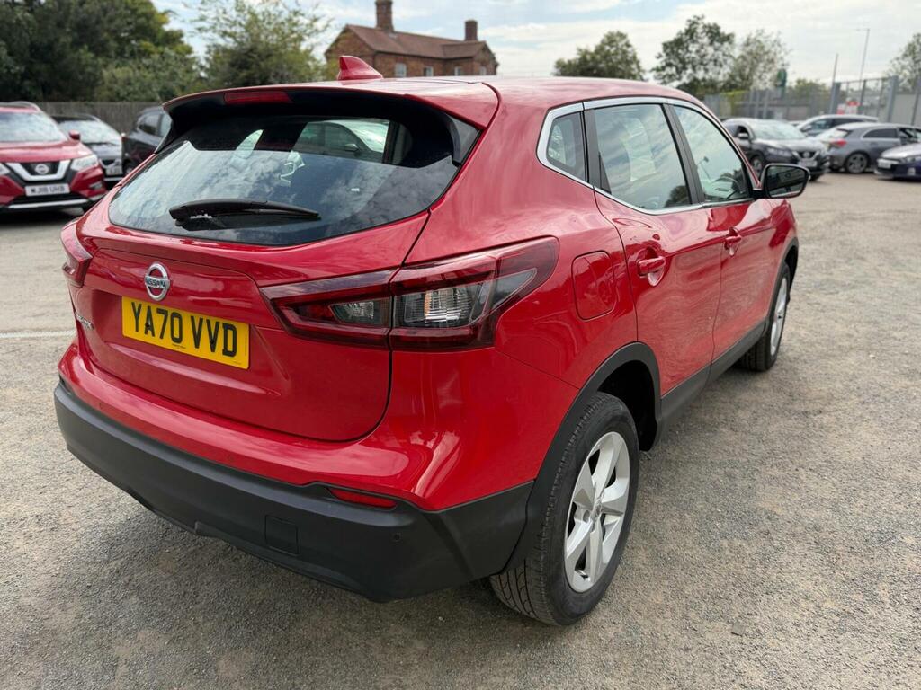 Nissan Qashqai 1.3 Dig-t Acenta Premium Euro 6 Ss Red #5