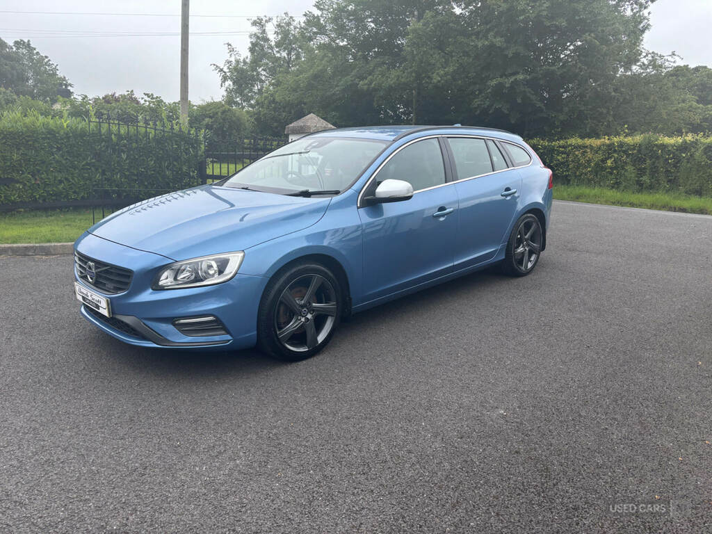 Volvo V60 D4 181 R Design Blue
