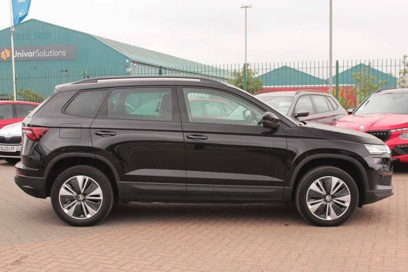 Skoda Karoq 1.0 Tsi Se Drive - 2022 72 Black #4