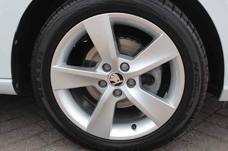 Skoda Fabia 1.0 Tsi Se L - 2021 71 White #5
