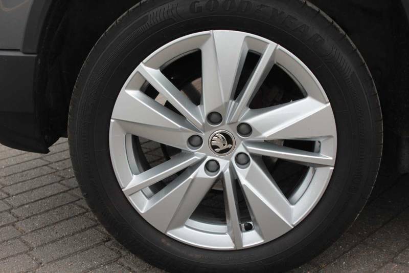 Skoda Karoq 1.0 Tsi 116 Se Drive - 2024 74 Grey #5