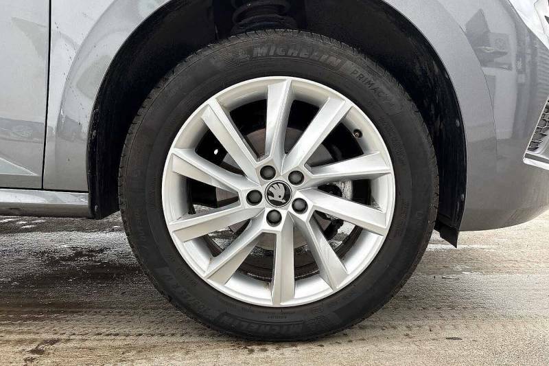 Skoda Kamiq 1.0 Tsi Se Edition Dsg Grey #5