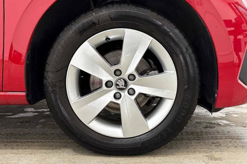 Skoda Scala 1.0 Tsi 116 Se Edition Red #5