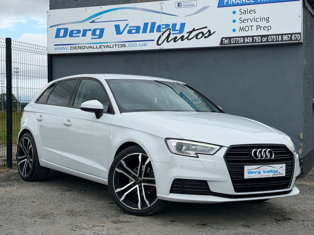 Audi A3 Sportback Se Technik Tdi KO67NPV White #2