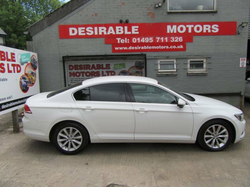Volkswagen Passat 1.6 Tdi Se - 2015 15 White #4