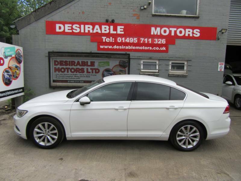 Volkswagen Passat 1.6 Tdi Se - 2015 15 White #3