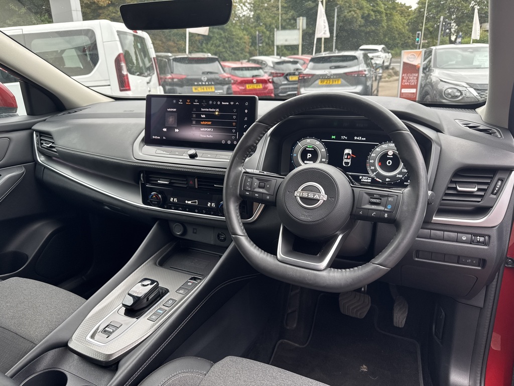 Nissan Qashqai 1.5 E-power N-connecta AO74EUH Red #3