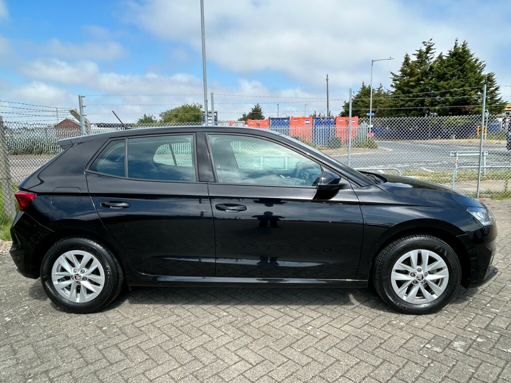 Skoda Fabia 1.0 Tsi Se Comfort AO23YKC Black #5