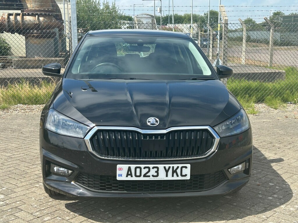 Skoda Fabia 1.0 Tsi Se Comfort AO23YKC Black #2