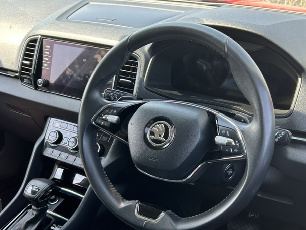 Skoda Karoq 1.5 Tsi Se L Dsg Estate Red #2