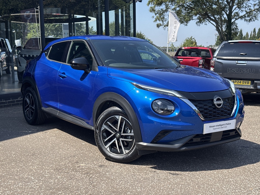 Nissan Juke 1.6 Hybrid N-connecta Blue