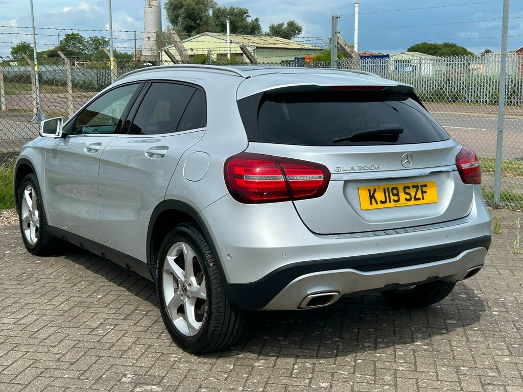 Mercedes-Benz GLA Class Gla 200D Sport Premium Plus KJ19SZF Silver #5