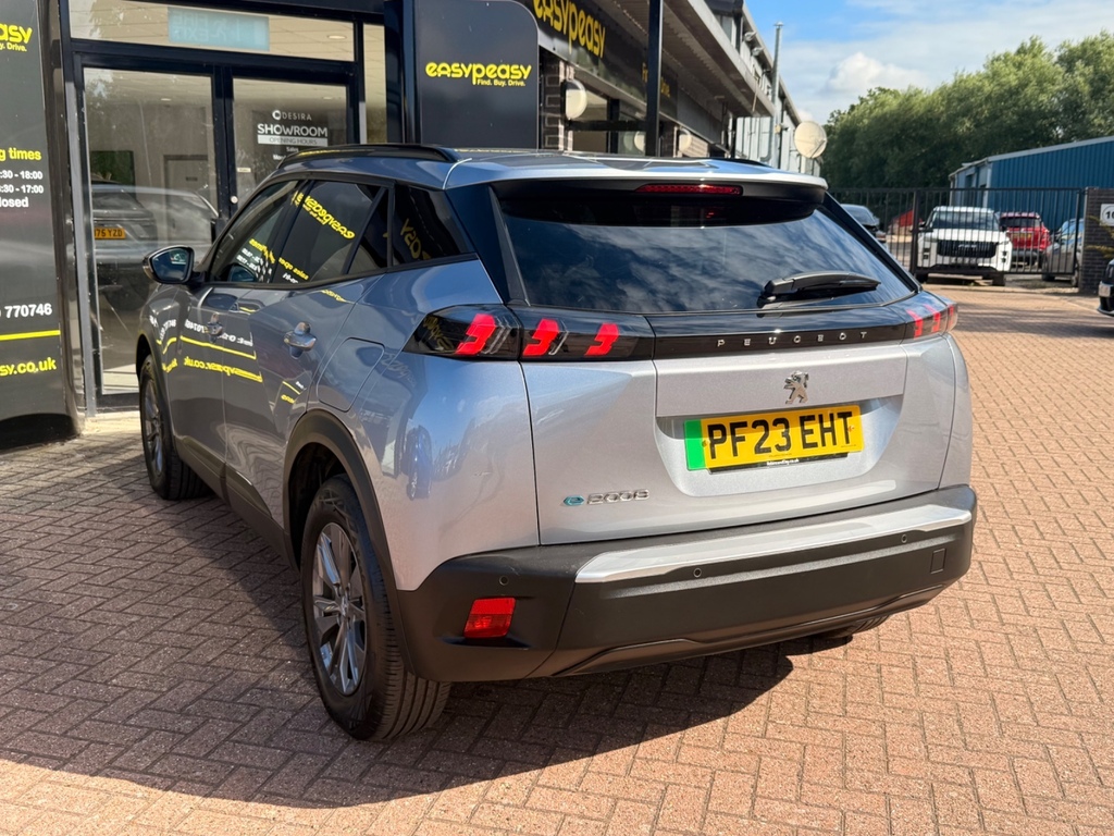 Peugeot e-2008 100Kw Active Premium 50Kwh Estate Grey #5